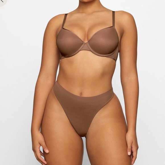 BNWOT Weightless Demi Bra 34 DD jasper - Picture 2 of 2